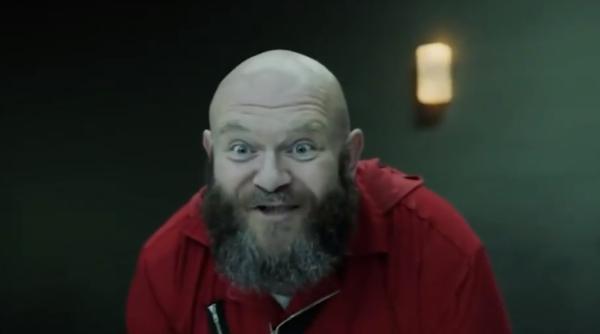 Helsinki din „Casa de Papel” a locuit 9 ani în România. Interviu în limba română. Detalii surprinzătoare (VIDEO)