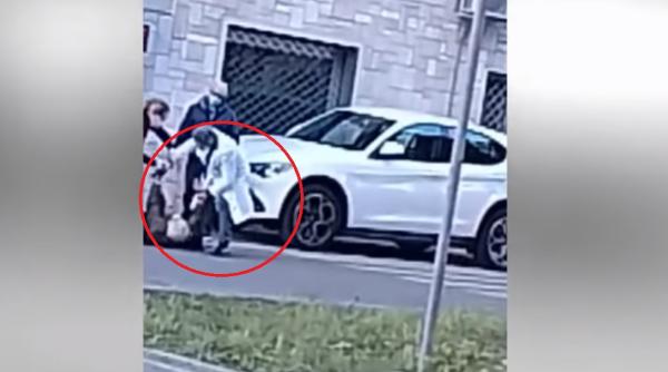 Scene șocante în Italia. Medic, filmat cum lovește și trântește la pământ un pensionar (VIDEO)
