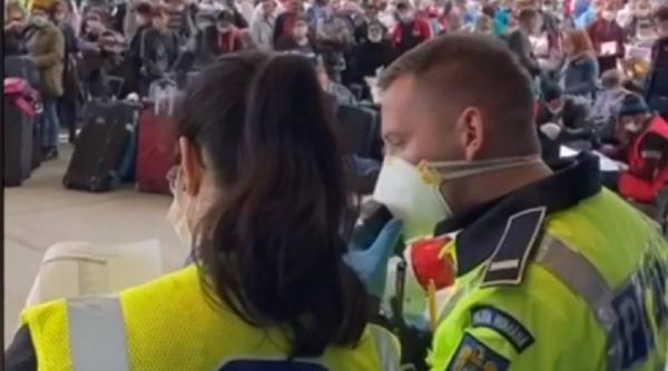 Se cere demisia directorului Aeroportului Cluj, după miile de români îngrămădiți in aerogară