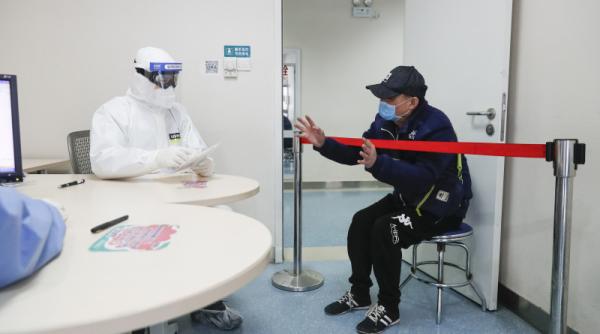 România DEPĂȘEȘTE pragul de 8.000 de îmbolnăviri. Bilanț COVID 17 aprilie