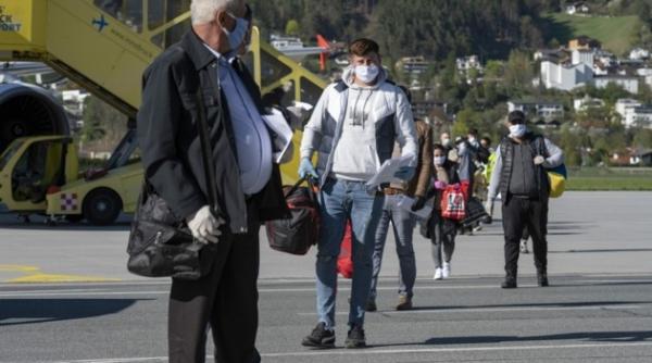 Austria. Român plecat la muncă în agricultură, depistat pozitiv cu COVID-19 imediat după aterizare 