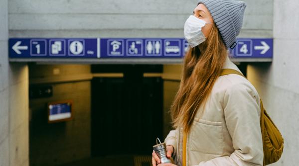 Timișoara. Măștile devin obligatorii în magazine, mijloace de transport public și instituții publice