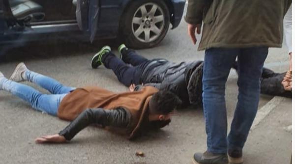 Doi români, muncitori sezonieri, prinși după ce au furat o cutie de valori din ferma unde lucrau