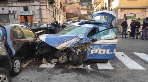 Ucigaşii poliţistului din Napoli NU sunt români. Presa din Italia, GAFĂ imensă
