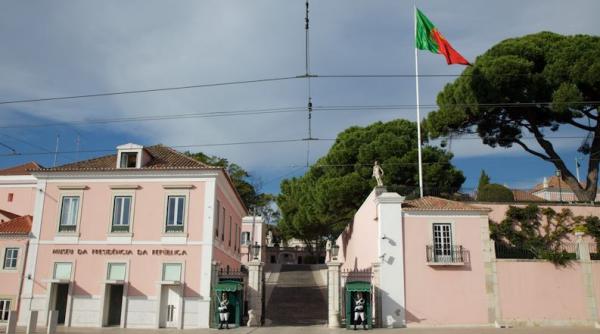 Români din Portugalia, care mergeau la muncă în Spania, opriți la graniță după controlul pentru coronavirus