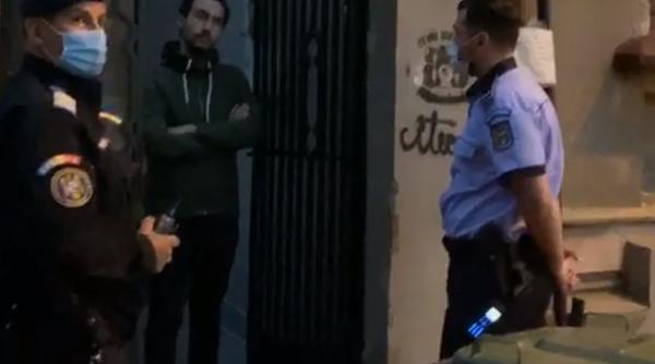 Moment muzical inițiat de ARCEN, oprit de polițiști după un apel la 112: „Să dea mai încet, că nu suntem în Italia!” (VIDEO)