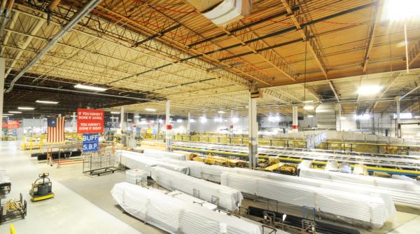 Grevă într-o fabrică din Italia. Angajaţii refuză să poarte măşti