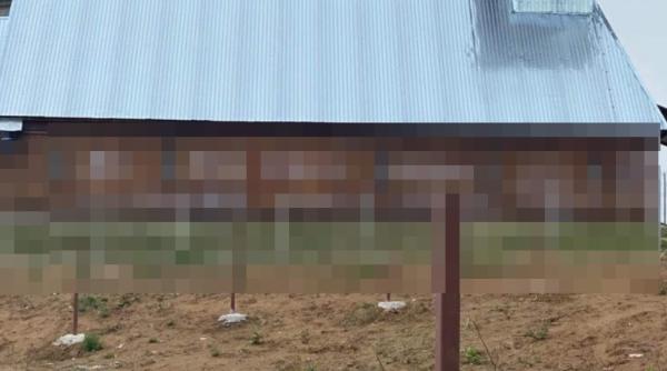 Mesaje jignitoare pe pereții unei biserici: „Mama lor de atei!” (FOTO)