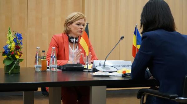 Ministrul german al Agriculturii laudă sezonierii români: "O forţă de muncă indispensabilă pentru fermele agricole germane"