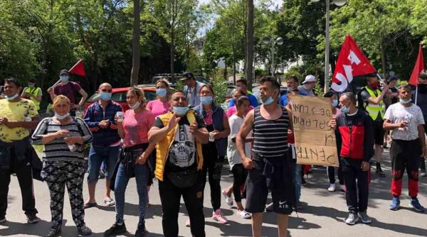 Rezultatele protestelor din Germania. Un român a primit 5 euro salariul. Alți 104 conaționali, dați afară