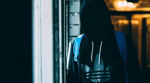 Metoda de înșelăciune „împrietenire”, adaptată la starea de alertă din România