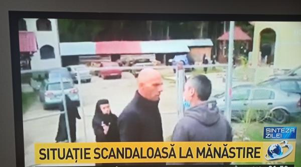 Bătaie în biserică. Bărbați, bătuți de enoriași după ce s-au certat cu călugărițele că nu-s respectate restricțiile
