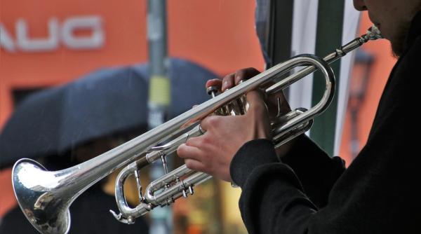 FAIR-MediaSind susține revendicările angajaților din  Opera și Filarmonica Brașov!