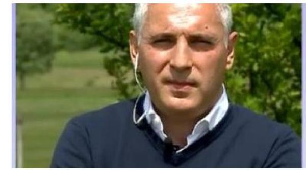 S-a întors din ITALIA în ROMÂNIA, ca să lucreze asistent medical. Încă este şomer