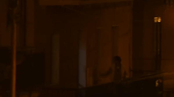 Italia. O badantă a luat o pușcă, s-a baricadat în casă cu bătrânul și a amenințat că se omoară-VIDEO