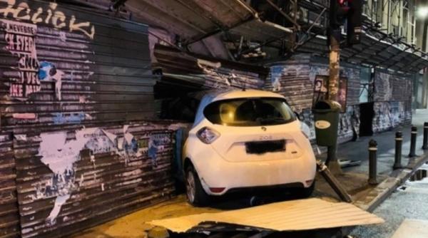 Incident GRAV: Un șofer a plecat cu agentul de poliție agățat de mașină. Bărbatul este cetățean suveran