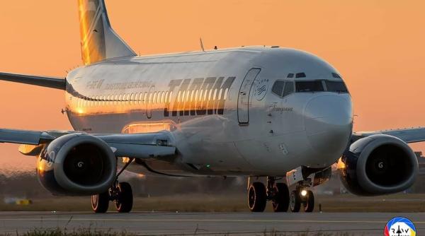 Zeci de români, repatriați din Liban și Siria cu o aeronavă Tarom