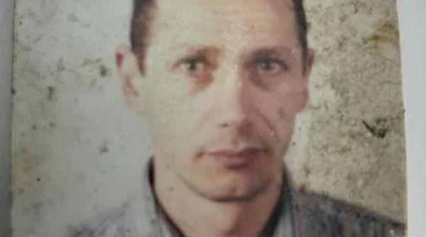 O mamă îndurerată a venit până în Italia cu o poză veche a fiului ei. De cinci ani nu mai ştie nimic de el: "L-aţi văzut pe Ion?"