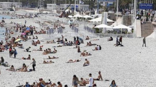 Plajele și restaurantele de pe Riviera Franceză se redeschid: De când și în ce condiții