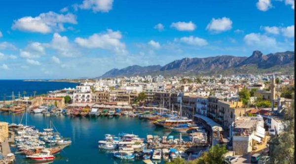 Cipru. Turiştii din România, puşi în categoria B. Ce trebuie să facă românii care vor să meargă în vacanţă