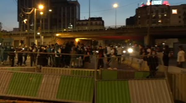 Franţa. Proteste INTERZISE la Paris. Motivul invocat de poliţie când manifestanţii au vrut să se adune în faţa ambasadei SUA