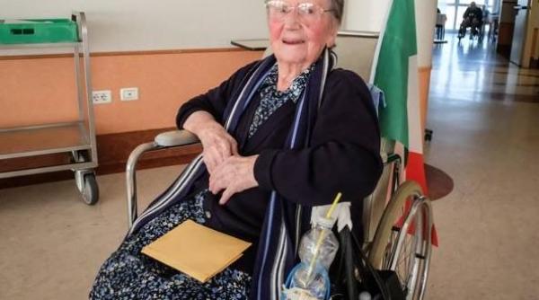 Italia: S-a vindecat de covid la 108 ani. „Dumnezeu a uitat de mine“