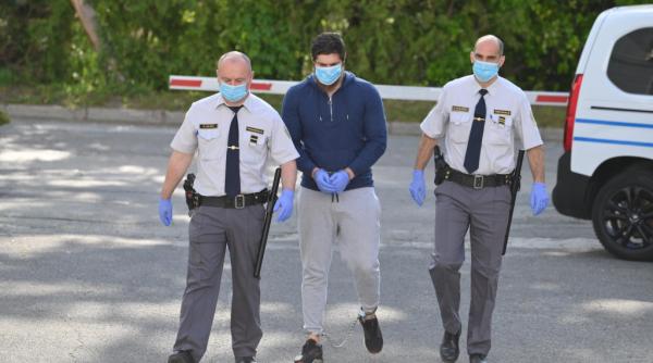 Strigătul unui român închis în Slovenia: „Lăsați-mă în țară! Mă așteaptă soția și copilul de trei ani“