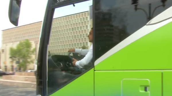 Italia. Șofer român de autocar, atacat și jefuit de trei indivizi