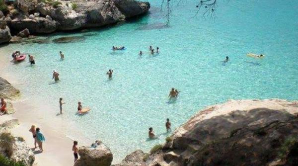 Spania. Prima destinaţie turistică se deschide PIEŢEI internaţionale. Din ce ţară sunt primii TURIŞTI