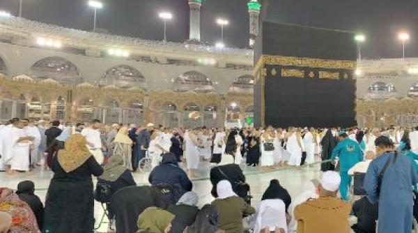 Pelerinajul la Mecca, în pericol din cauza coronavirusului. Ce au cerut liderii musulmanilor francezi 