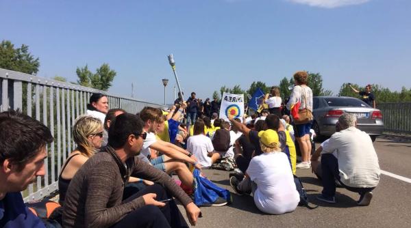 Oficial. Românii care se întorc din Italia, Spania, Marea Britanie vor intra în izolare și după 15 iunie