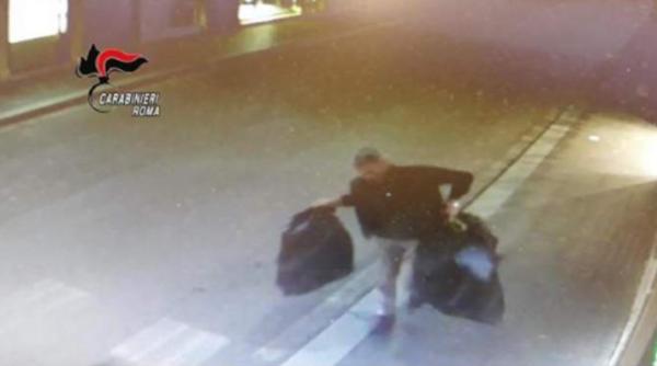 Italia. Un român a terorizat micii afaceriști dintr-o zonă a Romei, după ce a dat mai multe spargeri. Ultima "lovitură" i-a fost însă fatală