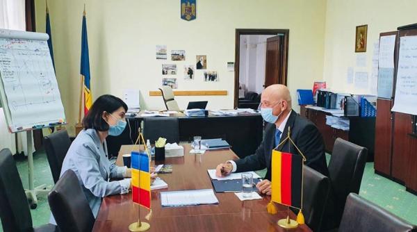 Violeta Alexandru, după întâlnirea cu ambasadorul Germaniei la București: "Primul draft va fi gata săptămâna aceasta"