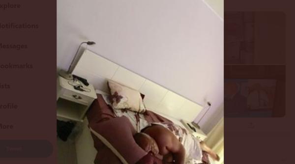 Bulgaria. Premierul Borisov, fotografiat de președinte în pat cu teancuri de bani și un pistol-FOTO