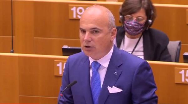 Rareş Bogdan, în Parlamentul European: "Primirea României în spaţiul Schengen nu este un MOFT"