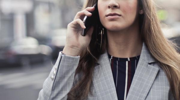 Departamentul Consular MAE, ANUNŢ pentru români: "Call Center-ul, INDISPONIBIL. Cum pot lua cetăţenii legătura cu misiunile diplomatice"