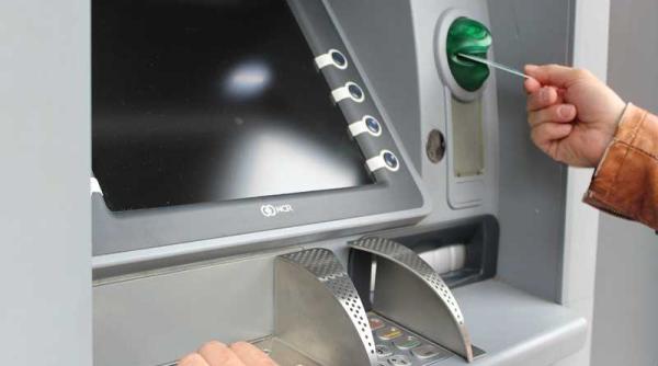 Italia. Un român riscă ani grei de închisoare, după ce a furat 12.000 de euro din conturile bătrânilor pe care îi îngrijea