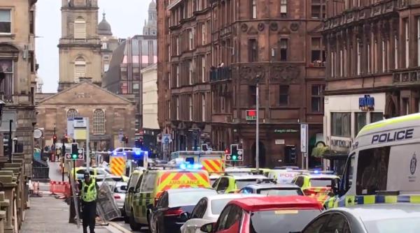 Incident armat în Glasgow. Mai multe persoane au murit. Suspectul, împușcat mortal. UPDATE (VIDEO)