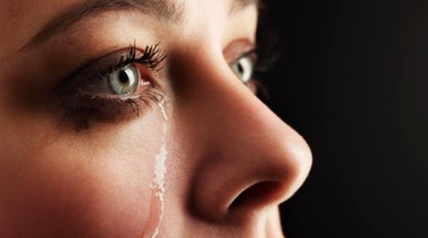 Româncă din Italia, poezie răvășitoare: „Sacrificiul ştii ce'nseamnă, tu, străin cu suflet sec?“