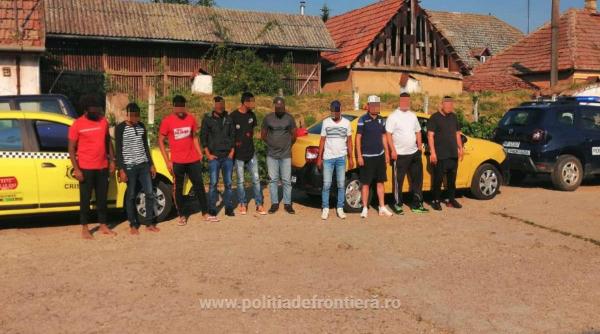 Şapte migranţi din Sri Lanka au încercat să treacă graniţa cu Ungaria, în taxiuri