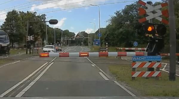 Român, lovit de tren în Olanda (VIDEO)