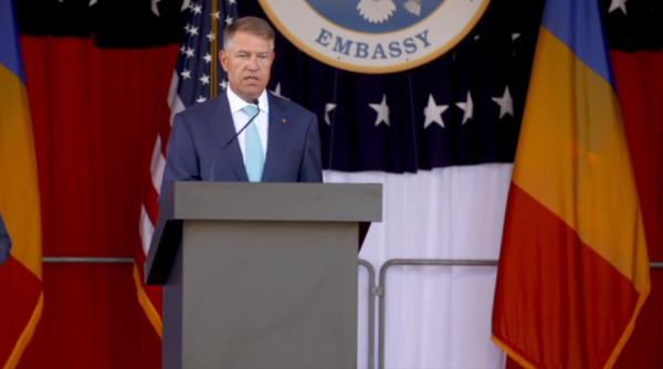 Klaus Iohannis, mesaj de la Ambasada SUA: "România rămâne puternic angajată"