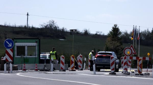 Peste 88.000 oameni au trecut frontierele României în ultimele 24 de ore. 1.500 persoane, trimise în carantină