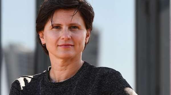 Românca Roxana Mărăcineanu, ministru delegat al Sportului în Franţa