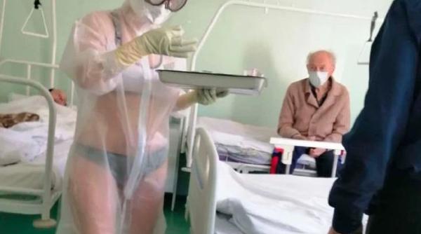 Asistenta rusoaică, în lenjerie intimă la spital: „Simbolul luptei împotriva Covid-19”