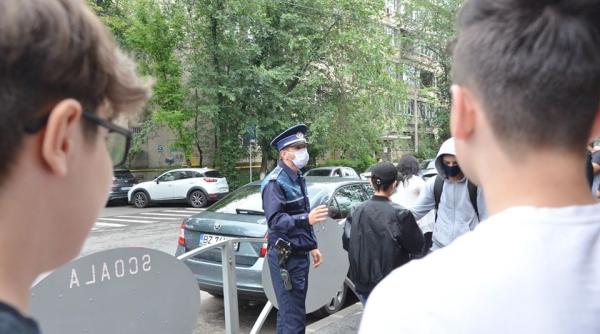 Peste 1.400 de români, amendaţi. Nu au respectat măsurile de combatere a pandemiei COVID-19