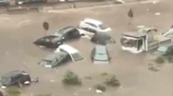 Inundaţii în Italia: Oameni morţi în urma celei mai puternice ploi din istoria oraşului Palermo (FOTO+VIDEO)