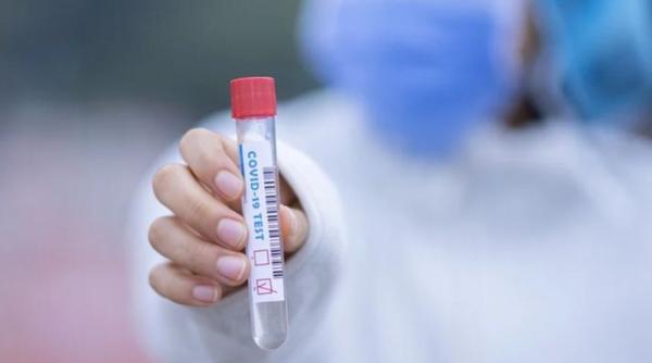 Reţeta vaccinului pentru COVID, furată din Marea Britanie de hackeri ruşi. Rusia neagă acuzația