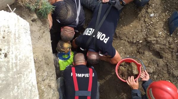 Unul dintre muncitorii români prinşi sub un mal de pământ a murit. Avea doar 20 de ani