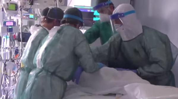 Medici din Marea Britanie avertizează că un al doilea val de coronavirus ar putea „devasta” Sistemul Națonal de Sănătate